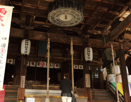 スポット02　由加山由加神社本宮